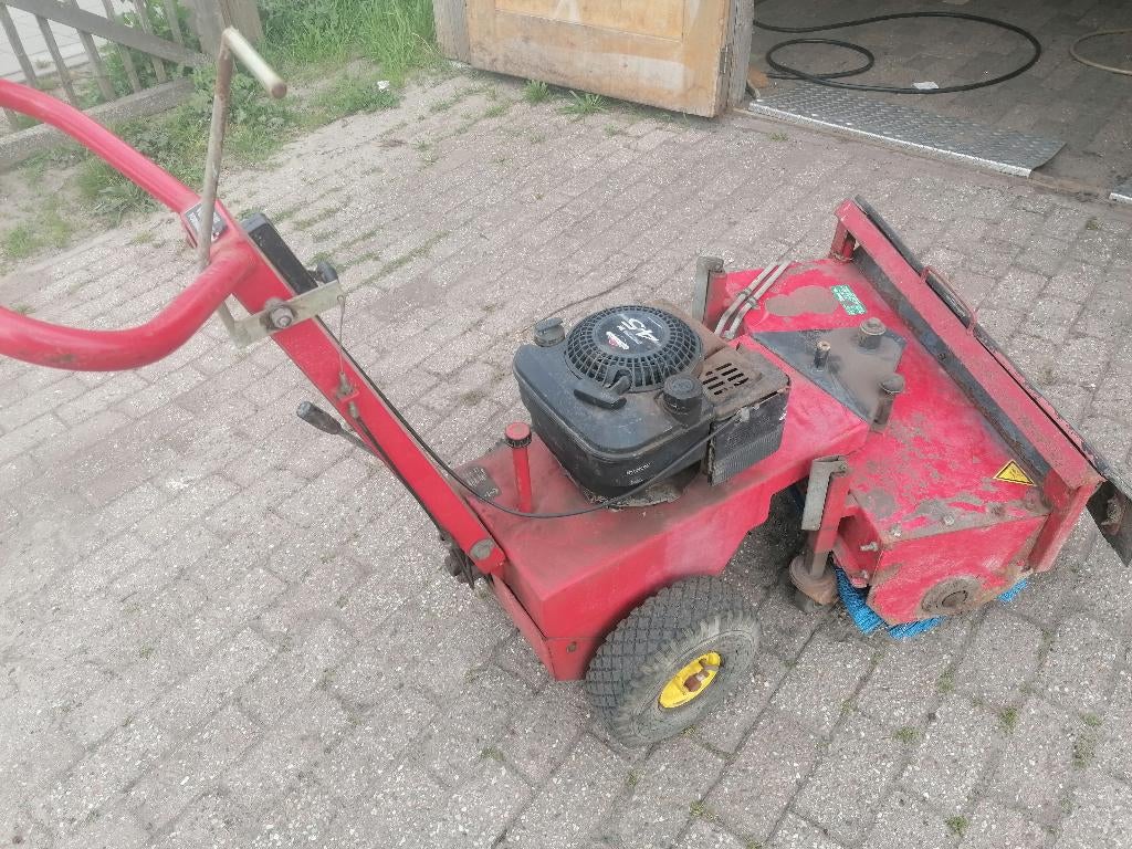 gs 0750 veegmachine, Tuin en Terras, Veegmachines, Ophalen of Verzenden, Gebruikt