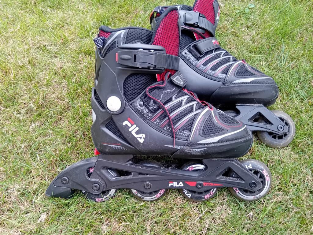 skeelers- 2 paar, Sport en Fitness, Skeelers, Ophalen, Verstelbaar, Gebruikt, Inline skates 4 wielen