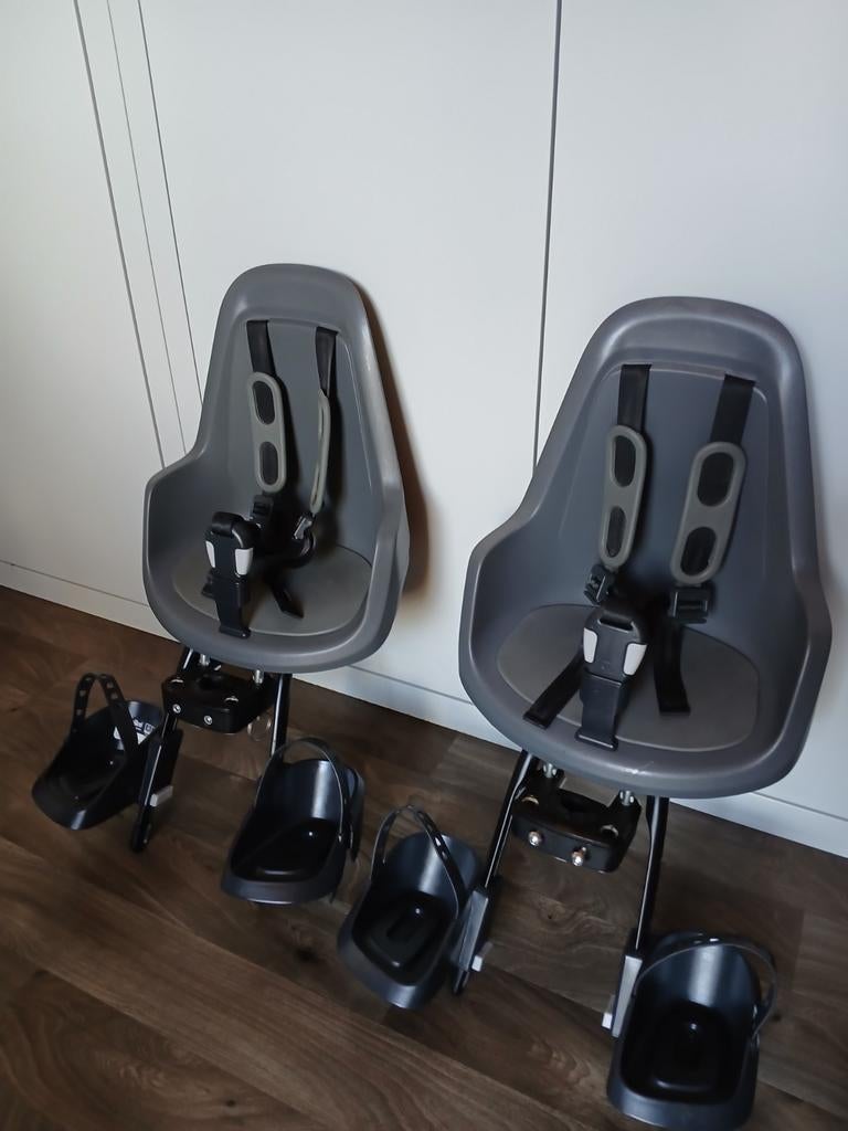 Bobike Go fietsstoeltje, One Mini voorzitje met adapter., Fietsen en Brommers, Fietsaccessoires | Fietsstoeltjes, Ophalen, Voetsteuntjes