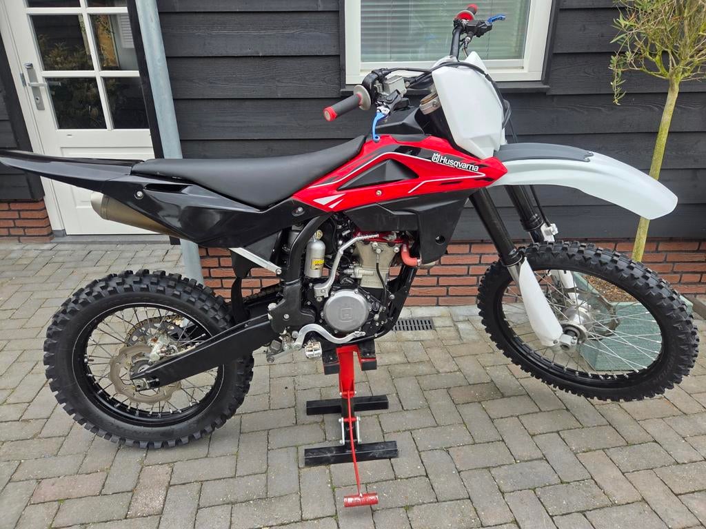 Husqvarna TXC 310 2014, Motoren, Particulier