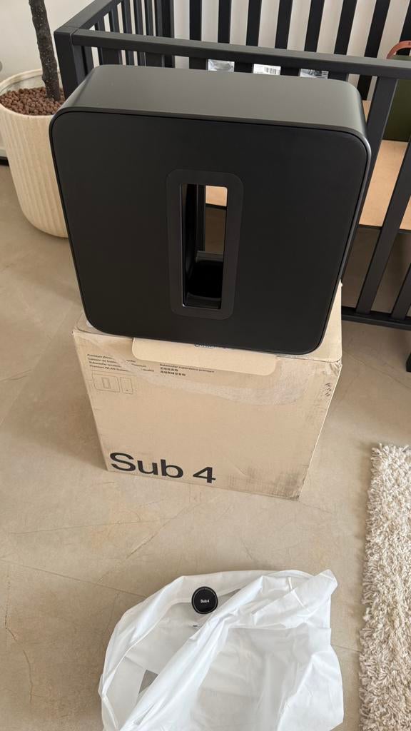 Sonos Sub Gen 4 inclusief bon en garantie, Audio, Tv en Foto, Luidsprekers, Ophalen of Verzenden, Zo goed als nieuw, Subwoofer