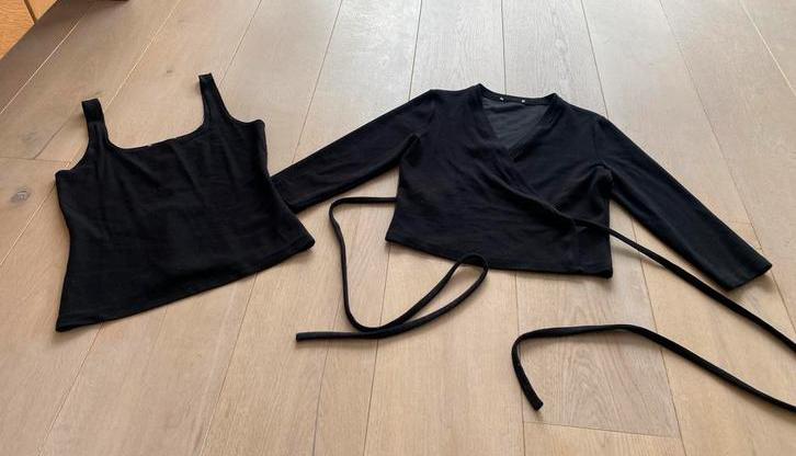 Wikkelvest met top 38 nieuwstaat vanilia, Ophalen of Verzenden, Zo goed als nieuw, Maat 38/40 (M), Zwart