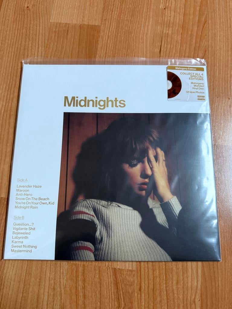 Taylor Swift - Midnights (Mahogany Edition), Ophalen of Verzenden, 12 inch, Nieuw in verpakking, Colored vinyl