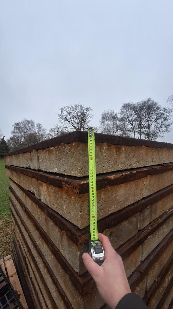 21 Stelconplaten 200x200x16 cm gebruikt, Ophalen of Verzenden, Beton, Overige typen