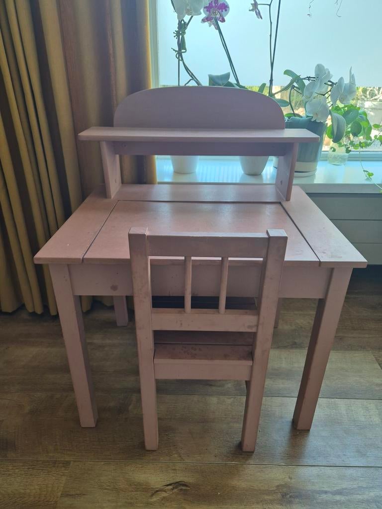 Oud-roze bureautje met stoeltje, Kinderen en Baby's, Kinderkamer | Tafels en Stoelen, Ophalen, Tafel(s) en Stoel(en)