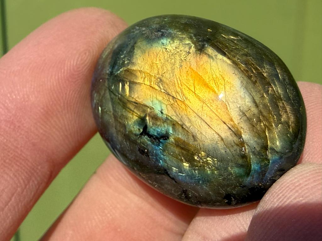 Labradoriet broekzaksteen mineralen, Ophalen, Mineraal