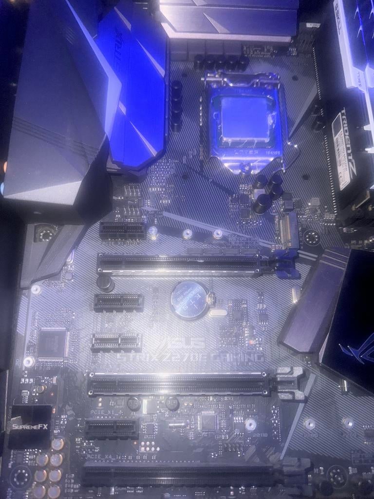 ASUS ROG STRIX Z270E i7 -6700k 3x16gb ddr4, Computers en Software, Moederborden, Gebruikt, Intel, DDR4, Ophalen