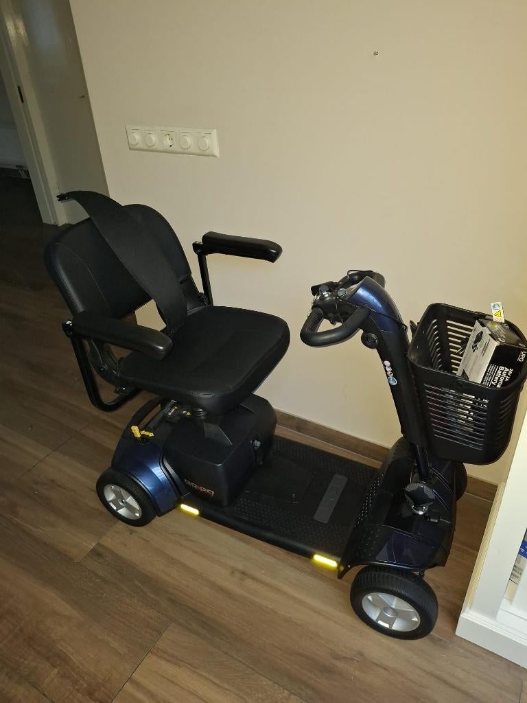 Scootmobiel GoGo elite sport, Ophalen, 10 km/u of minder, Pride, Nieuw