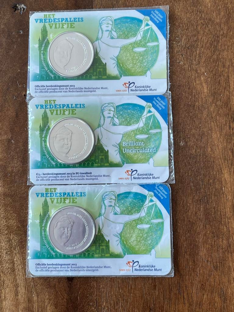 3x Vredespaleis Vijfje 2013, Verzenden, Koningin Beatrix, Overige waardes, Setje