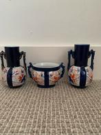 antieke Imari porseleinen vazen en een kommetje, Antiek en Kunst, Antiek | Vazen, Ophalen of Verzenden