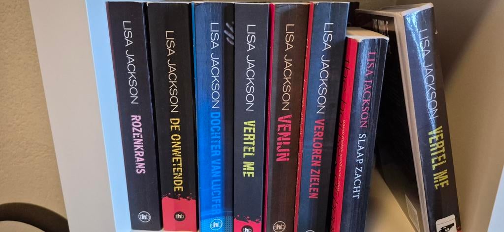 Lisa Jackson - Rozenkrans, Ophalen of Verzenden, Zo goed als nieuw, Lisa Jackson