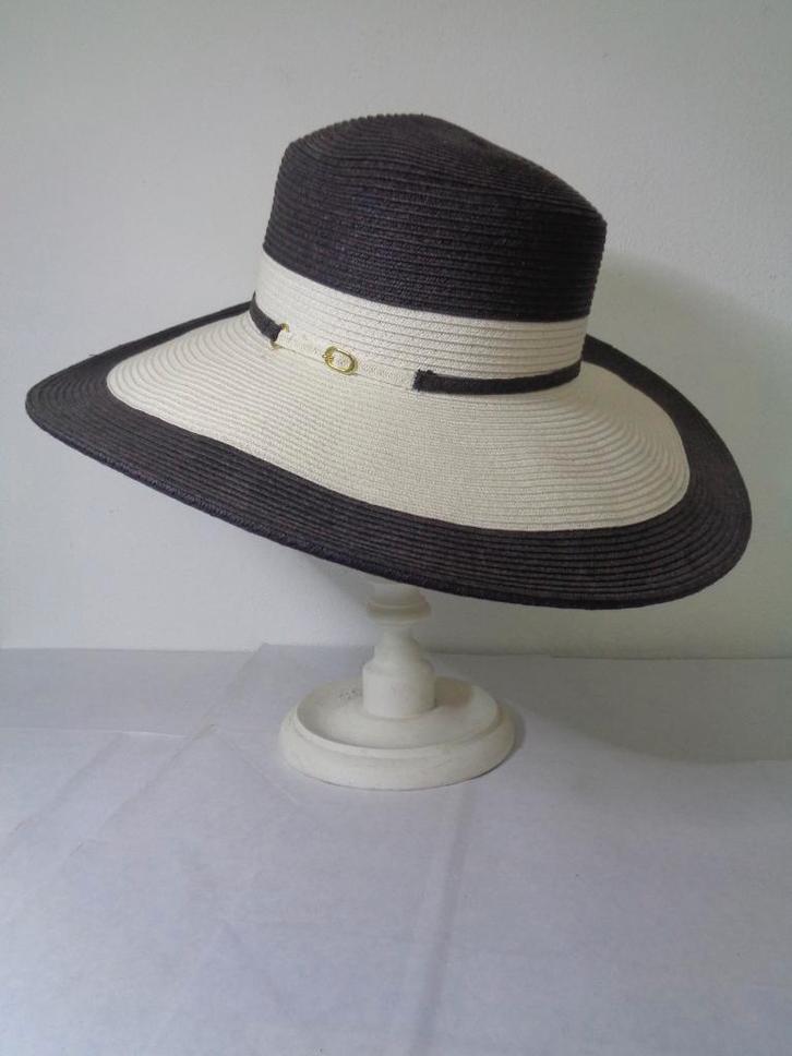 Mooie hoed…....(Fotonr V77), Kleding | Dames, Hoeden en Petten, Nieuw, Hoed, 58 cm (L, 7¼ inch) of meer, Ophalen of Verzenden