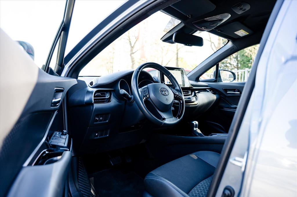 Toyota C-Hr 1.8 Hybrid Advance Automaat | Carplay/ Android A, Automaat, Leder en Stof, 98 pk, Bedrijf