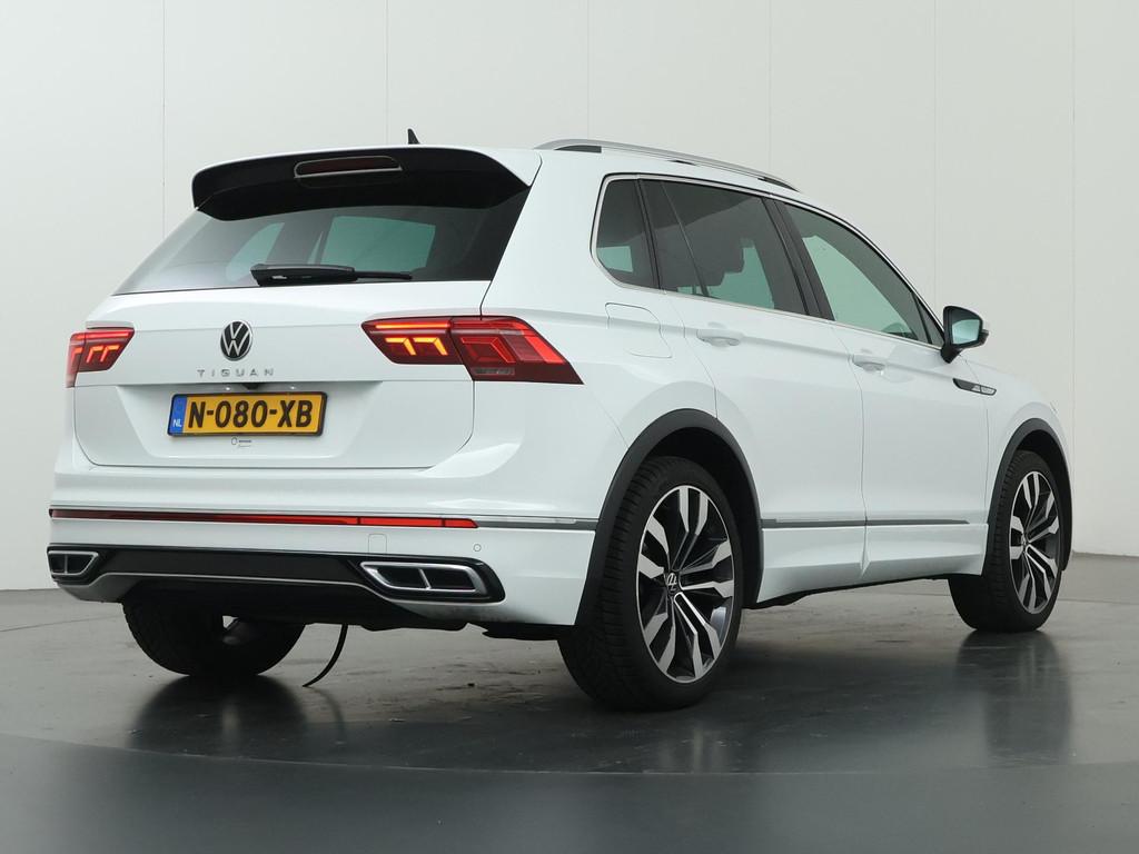 Volkswagen Tiguan 1.5 TSI R-Line Business+ | Trekhaak | Pano, Auto's, Stof, 4 cilinders, Wit, Origineel Nederlands