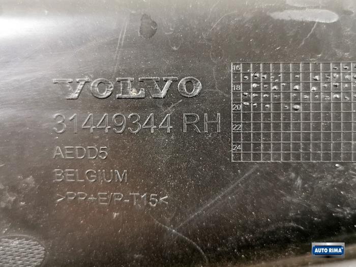 Bumper Rooster van een Volvo XC40, Auto-onderdelen, Gebruikt, -, -, Ophalen of Verzenden