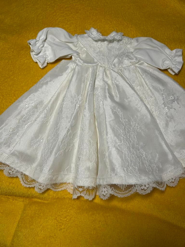 Bijzonder mooie wijdvallende Poppen doopjurk 37 cm wit, Nieuw, Ophalen of Verzenden, X, Kleertjes
