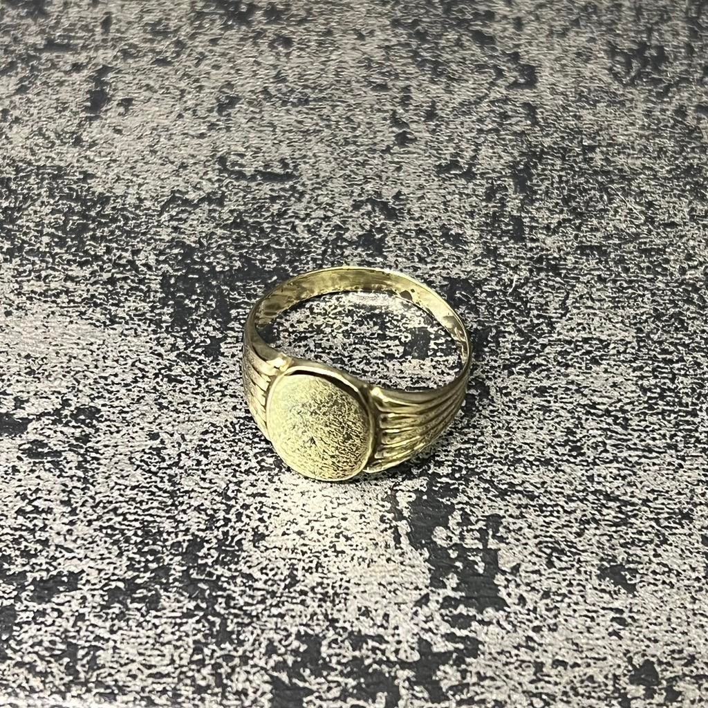 14 karaat gouden ring zegelring, Ophalen of Verzenden, Zo goed als nieuw, Goud, Dame