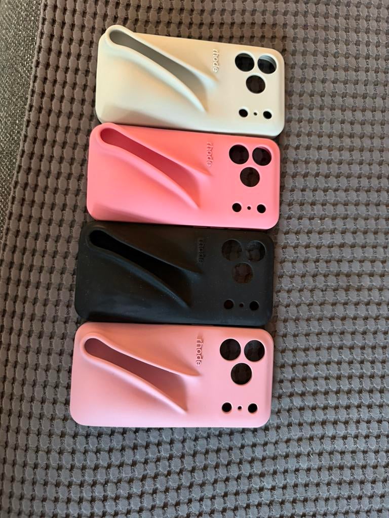 Rhode Iphone 17pro hoesjes, Ophalen of Verzenden, Zo goed als nieuw, Overige modellen, Frontje of Cover