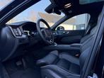 Volvo XC60 2.0 T6 Plug-in hybrid AWD Ultra Black Edition 360, Auto's, Automaat, Stof, Gebruikt, Euro 6