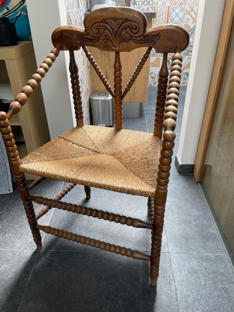 Antiek stoeltje, Antiek en Kunst, Antiek | Meubels | Stoelen en Banken, Ophalen