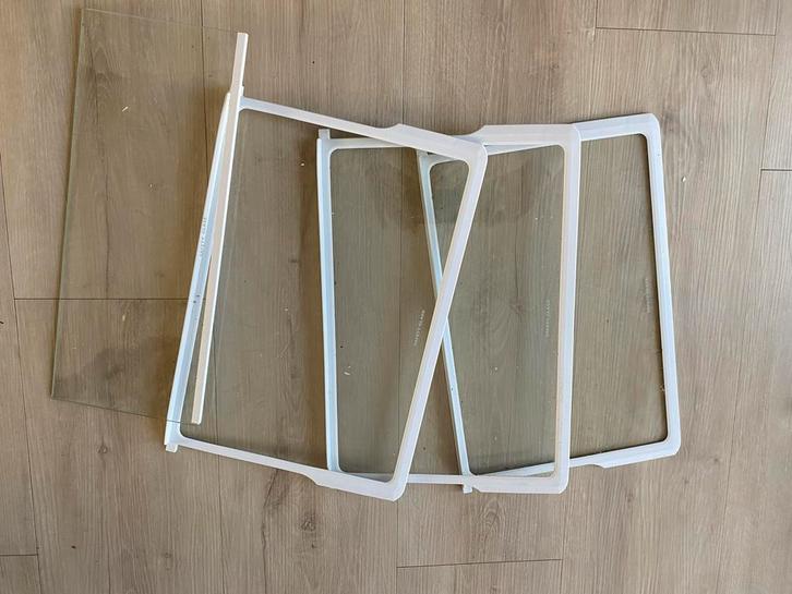 Etna KKS5088 Koelkast onderdelen: bakken en platen, Witgoed en Apparatuur, Onderdelen en Toebehoren, Gebruikt, Ophalen of Verzenden