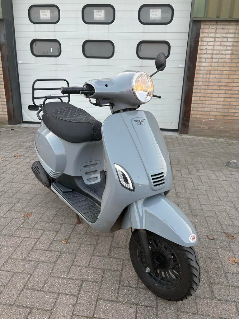 La souris Nardo grey scooter, Fietsen en Brommers, Ophalen of Verzenden, Gebruikt, Maximaal 45 km/u, Benzine