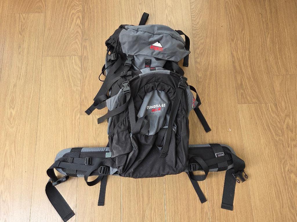 McKinley Tundra 65 – ruime trekkingrugzak, Sport en Fitness, Bergsport en Wandelen, Ophalen, Zo goed als nieuw, Rugzak