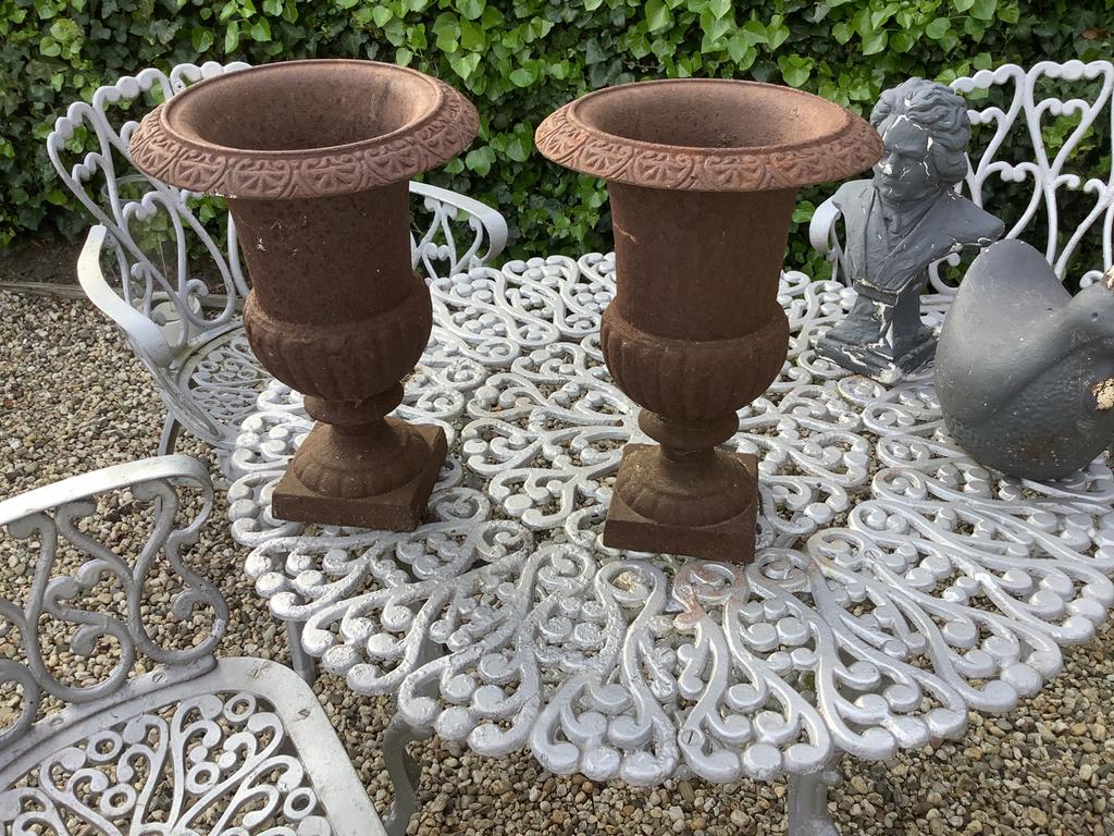 Gietijzeren set franse vazen 60€, Ophalen, Zo goed als nieuw