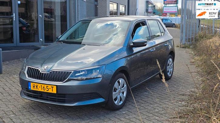Skoda Fabia 1.0 Ambition, Auto's, Skoda, Bedrijf, Te koop, Fabia, ABS, Airbags, Airconditioning, Boordcomputer, Centrale vergrendeling