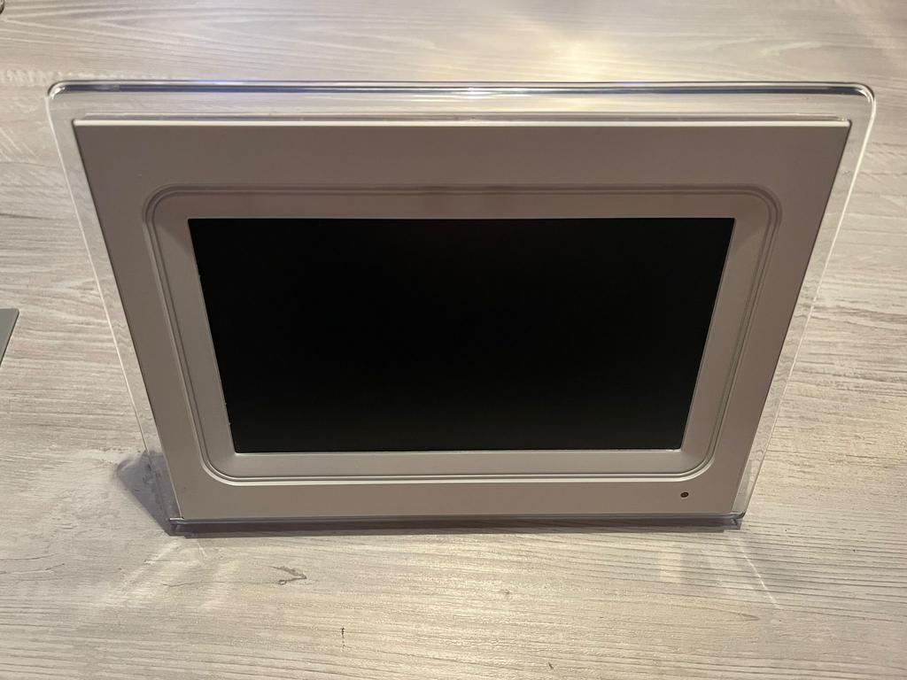 Digitaal fotolijstje met 2 aparte frontjes, Ophalen of Verzenden, Zo goed als nieuw