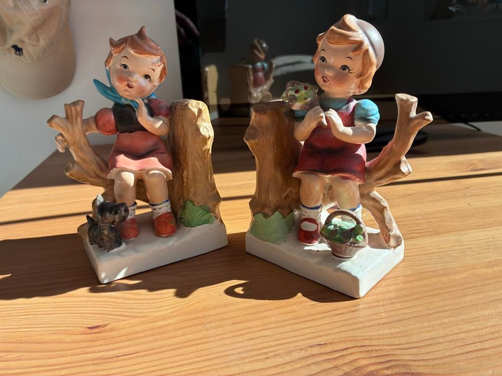 Vintage Boekensteunen: Jongen en Meisje in Porselein, Ophalen, Zo goed als nieuw