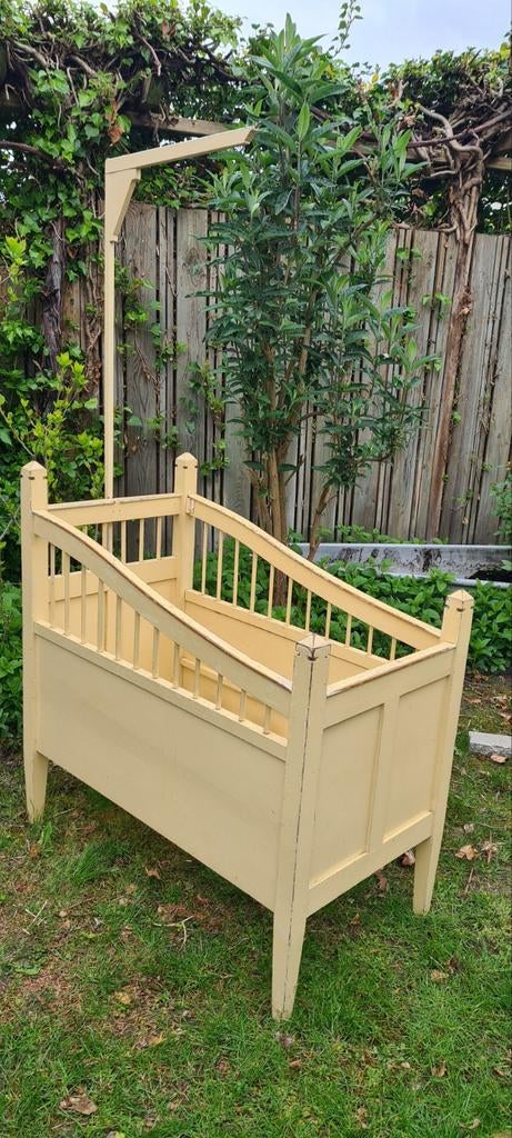 Brocante nostalgisch ledikantje wieg, Kinderen en Baby's, Babywiegjes en Ledikanten, Gebruikt, Wieg, Ophalen