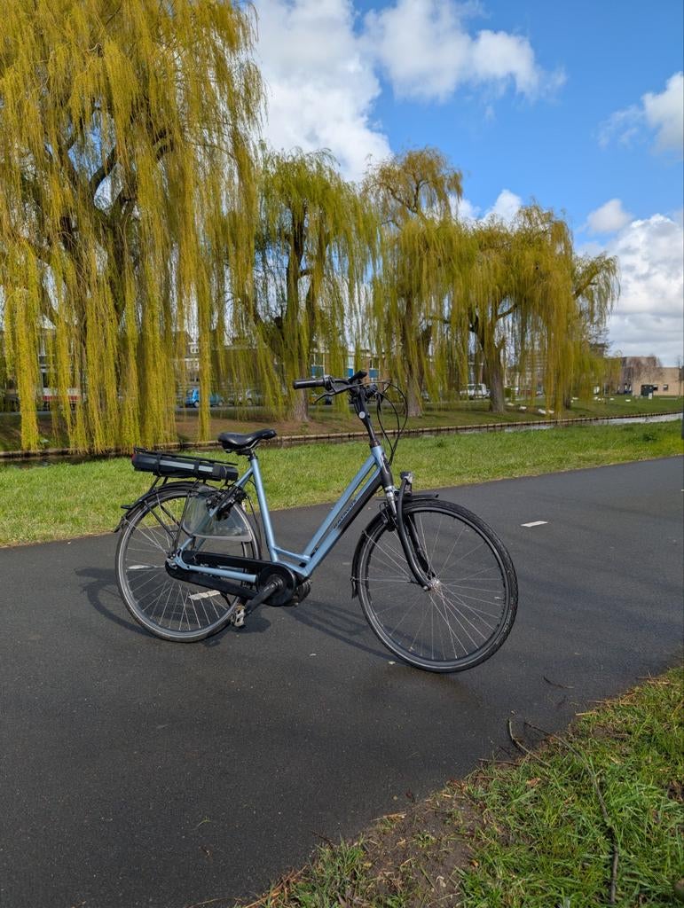 Elektrische fiets Batavus Stream middenmotor Yamaha, Fietsen en Brommers, Batavus, Ophalen of Verzenden, Zo goed als nieuw, 59 cm of meer