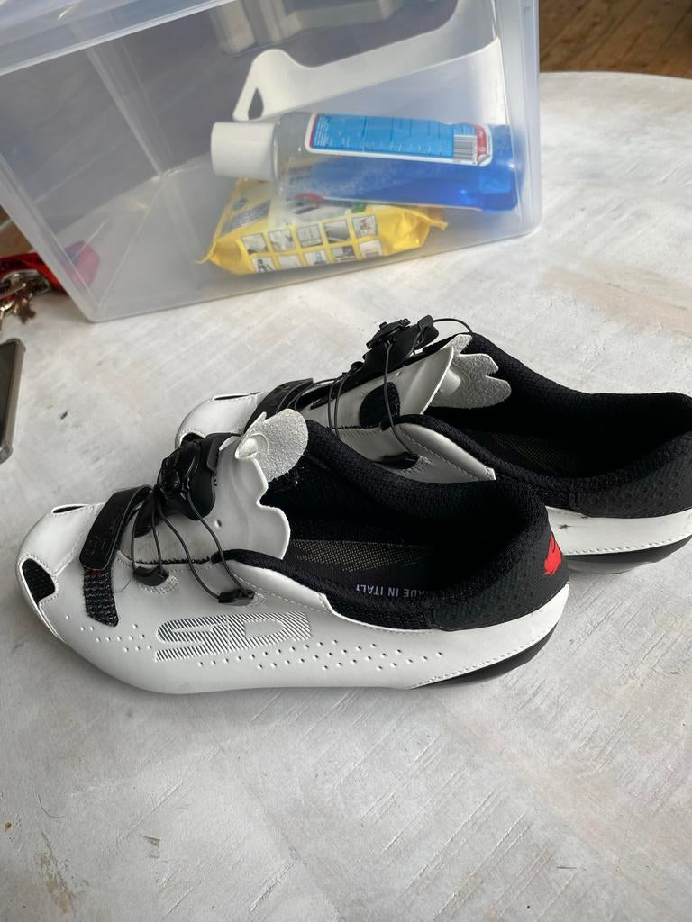 Sidi racefiets schoenen - wit, maat 43, Fietsen en Brommers, Fietsaccessoires | Fietskleding, Gebruikt, Heren, Schoenen, Overige maten