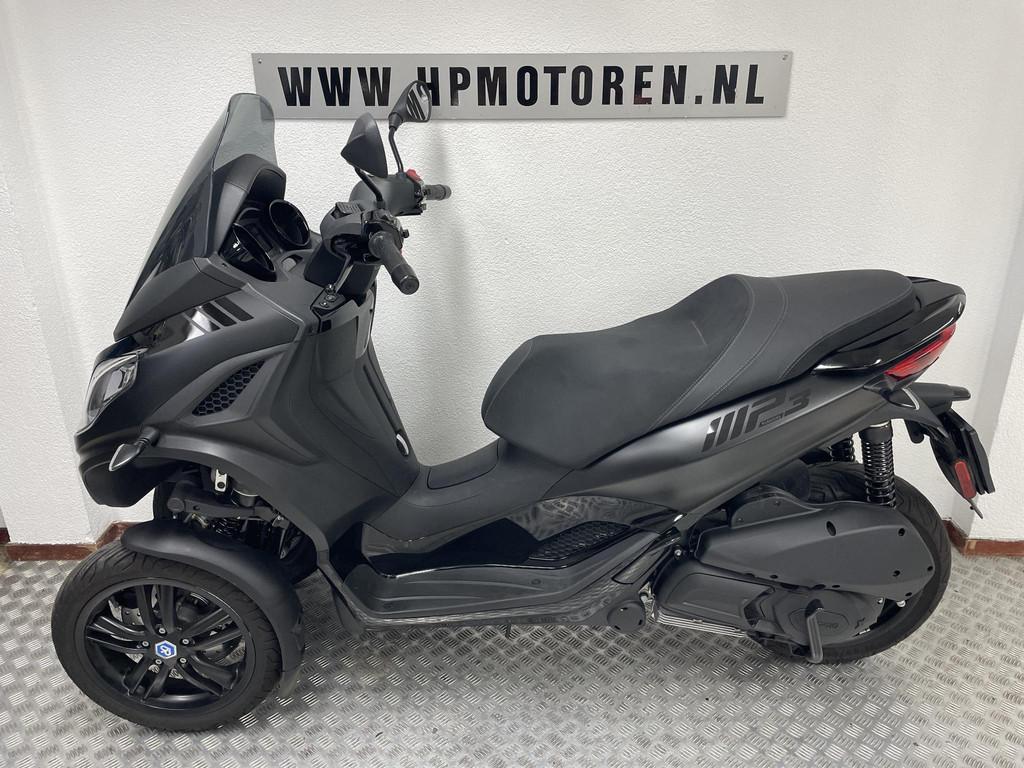 Piaggio MP3 300 HPE SP ABS ASR BLACK EDITION AUTORIJBEWIJS, Scooter, Bedrijf, Piaggio Vespa B.V., Minervum 7272
4817 ZM  Breda, NL