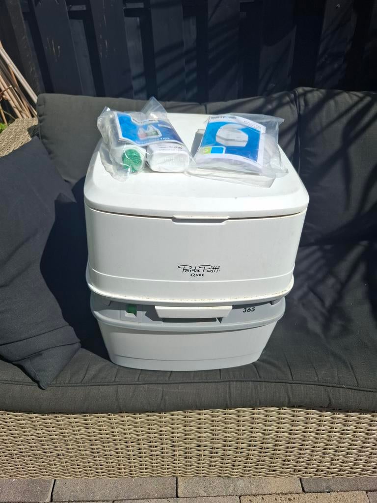 Nieuwe Thetford Porta Potti Qube 365 chemisch toilet, Ophalen of Verzenden