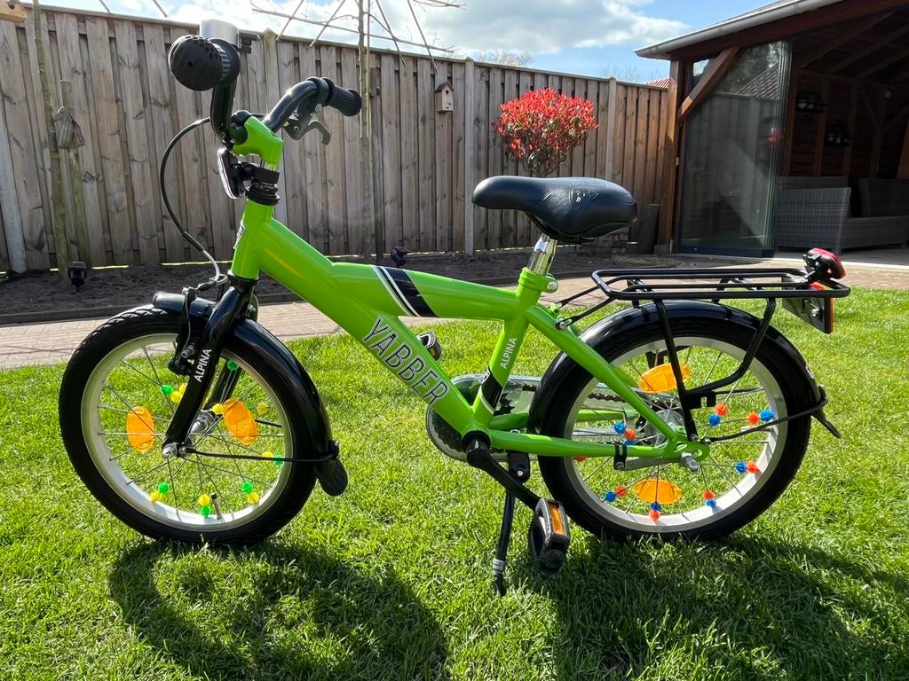 Alpina Yabber fiets 16 inch in zeer goede staat, Fietsen en Brommers, Fietsen | Jongens, Ophalen, Zo goed als nieuw, 16 inch, Handrem