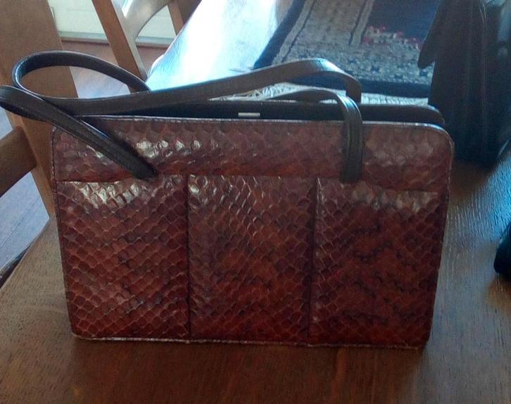 4 Vintage leren damestassen - hoeft niet in 1 koop, Sieraden, Tassen en Uiterlijk, Tassen | Damestassen, Zo goed als nieuw, Handtas