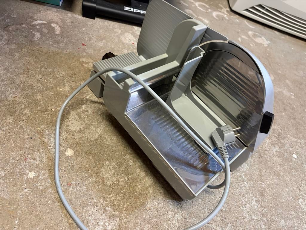 Broodsnijer, Ophalen, Zo goed als nieuw