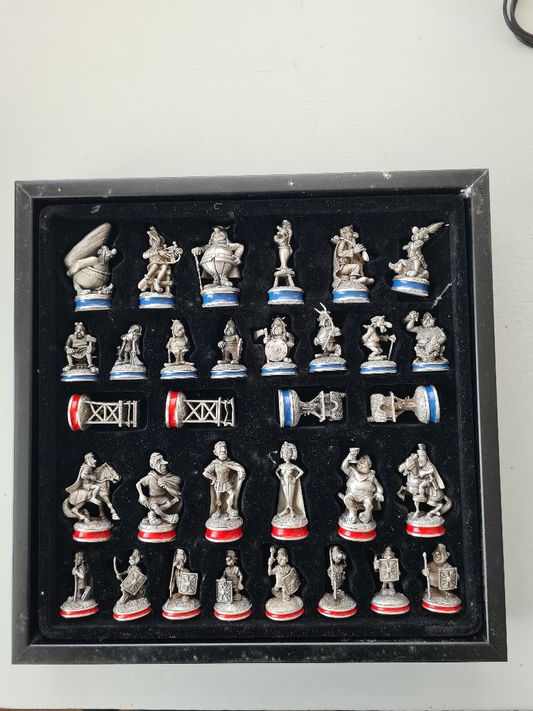 Asterix tinnen schaakspel, Ophalen, Nieuw