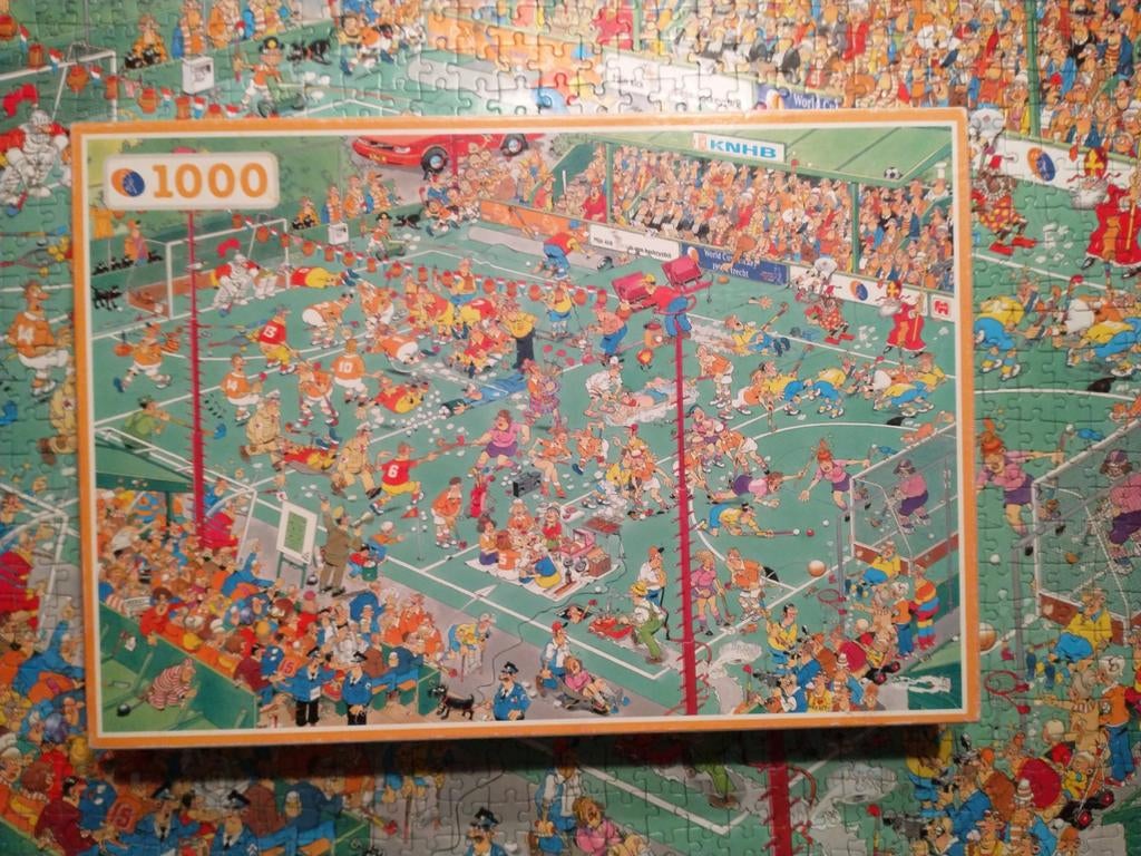 Jan van Haasteren puzzel KHNB voetbal 1000 stuks, Ophalen of Verzenden, 500 t/m 1500 stukjes, Zo goed als nieuw