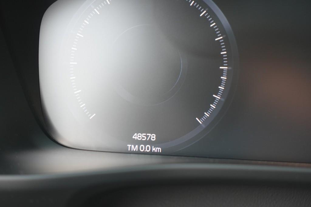 Volvo XC40 1.5 T3 R-DESIGN Panorama Winterpack 49000 km !, Gebruikt, Euro 6, Bedrijf, SUV of Terreinwagen