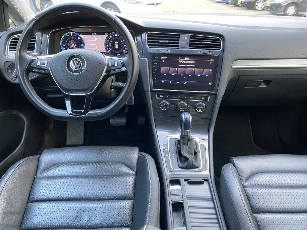 Volkswagen e-Golf e-Golf leer/navigatie/warmtepomp, Auto's, Volkswagen, Automaat, Adaptive Cruise Control, Gebruikt, 230 km