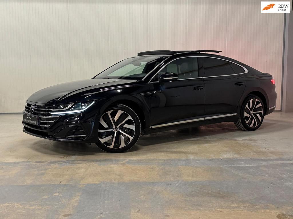 Volkswagen Arteon 1.4 TSI eHybrid R-Line | PANO | TREKHAAK |, Auto's, Arteon, Gebruikt, Euro 6, Zwart