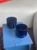 Potterie de Driehoek - Twee Kobaltblauwe Bloempotjes, Overige materialen, Minder dan 30 cm, Minder dan 60 cm, Rond