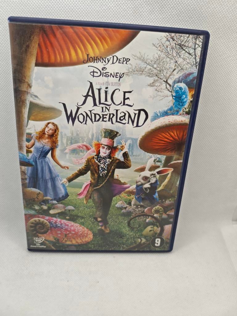Alice in Wonderland disney dvd, Cd's en Dvd's, Dvd's | Tekenfilms en Animatie, Ophalen of Verzenden, Zo goed als nieuw