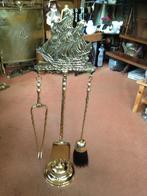 Haardstel staand met schip als versiering, Ophalen, Koper