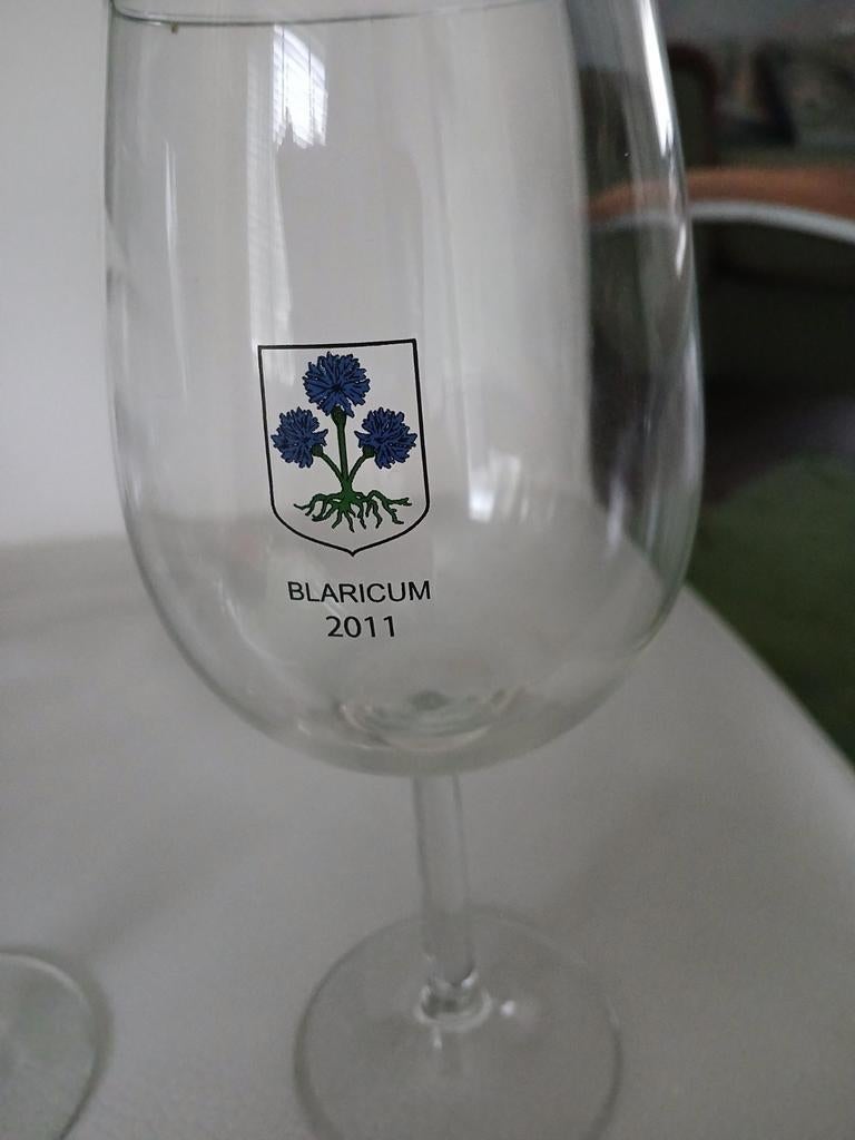 Set van 3 Blaricum wijnglazen - korenbloemen, Glas of Glazen, Ophalen of Verzenden, Overige stijlen, Glas