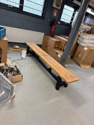 Tuinbank - teak - stalen onderstel beschikbaar voor biedingen