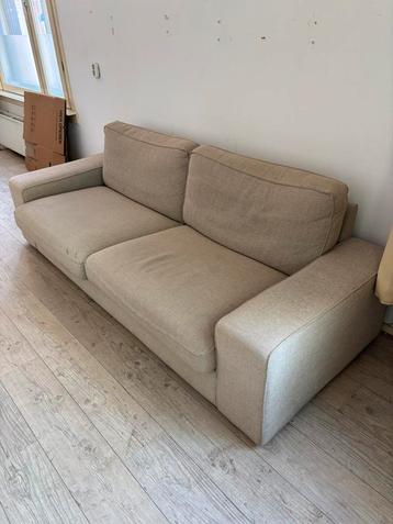 Beige bank gratis af te halen